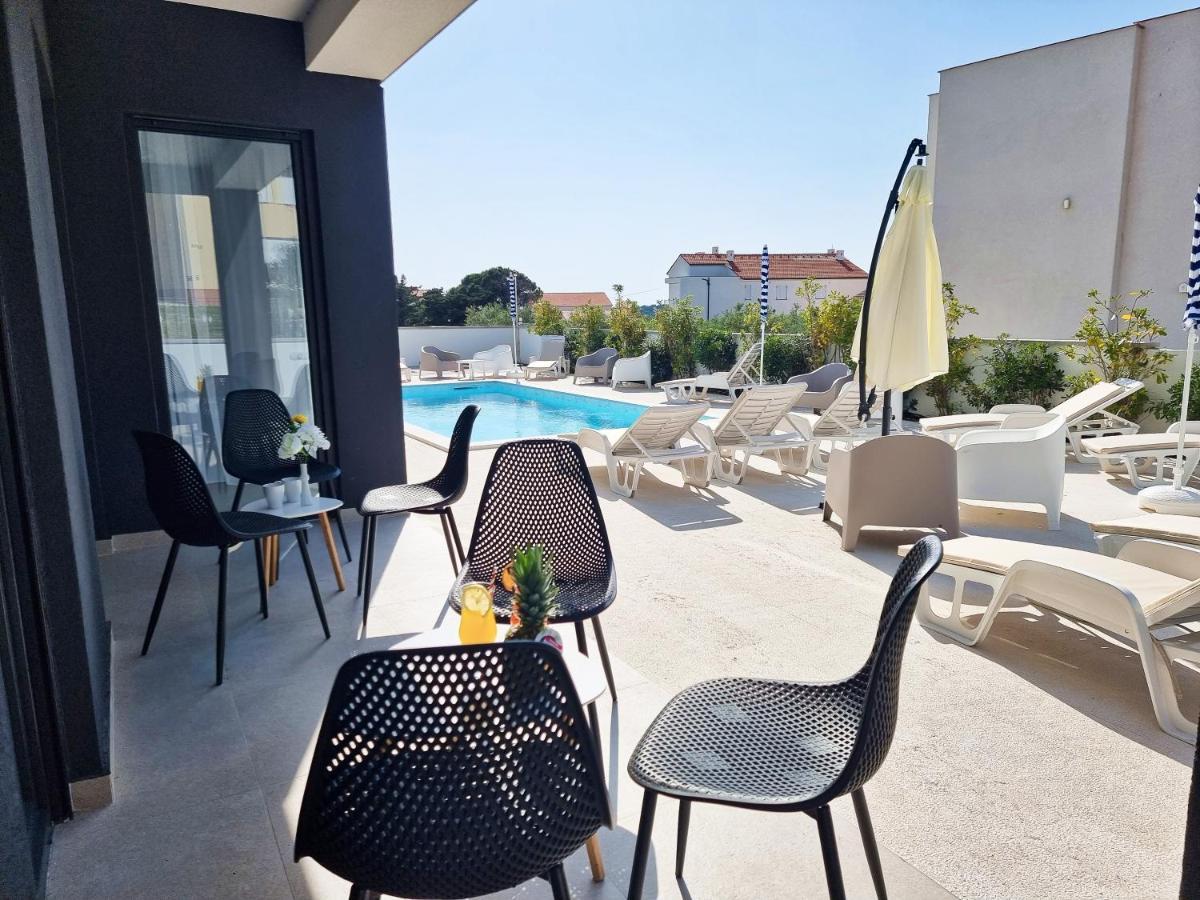 Villa Shark Deluxe Новаля Екстериор снимка
