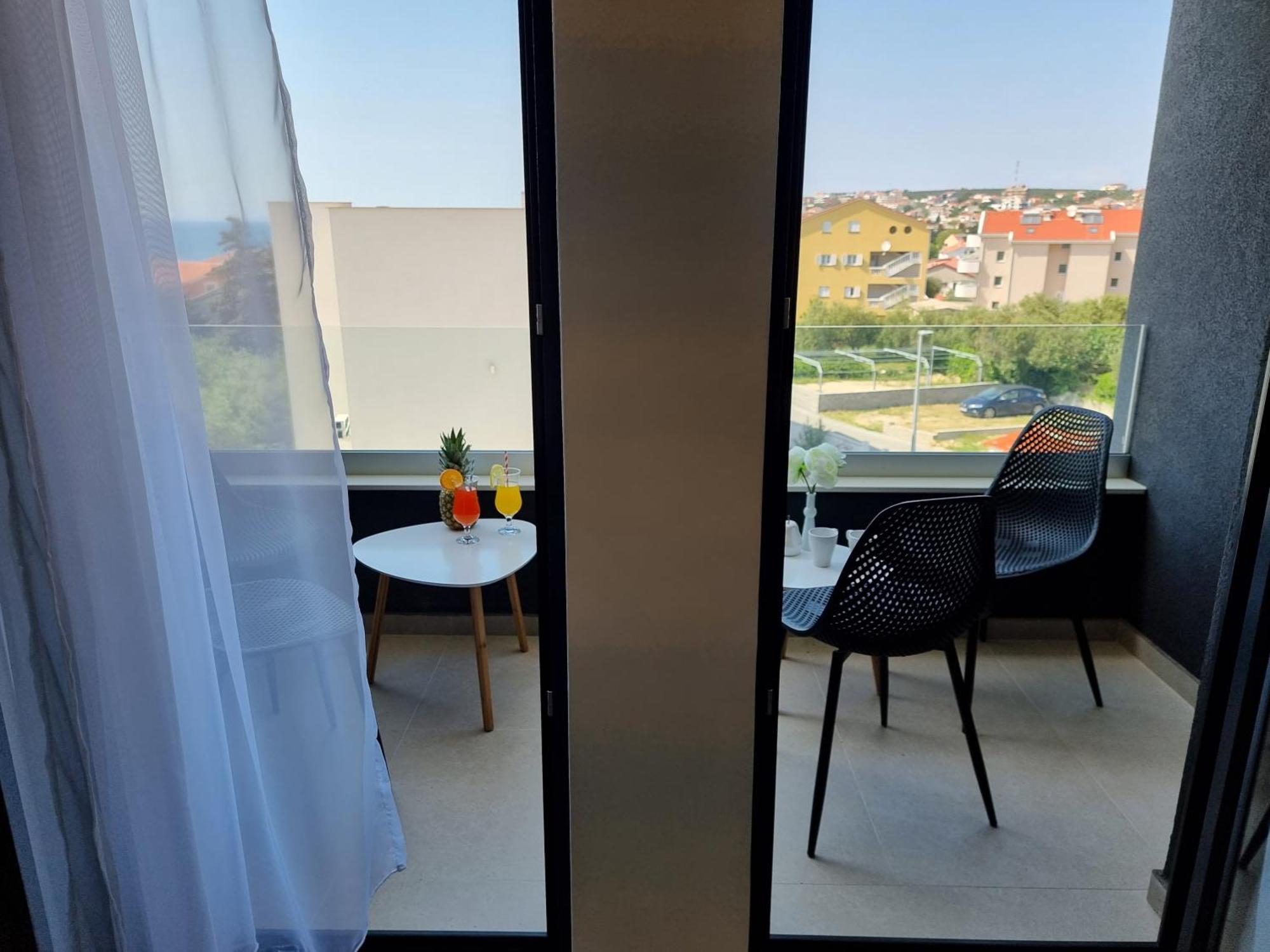 Villa Shark Deluxe Новаля Стая снимка