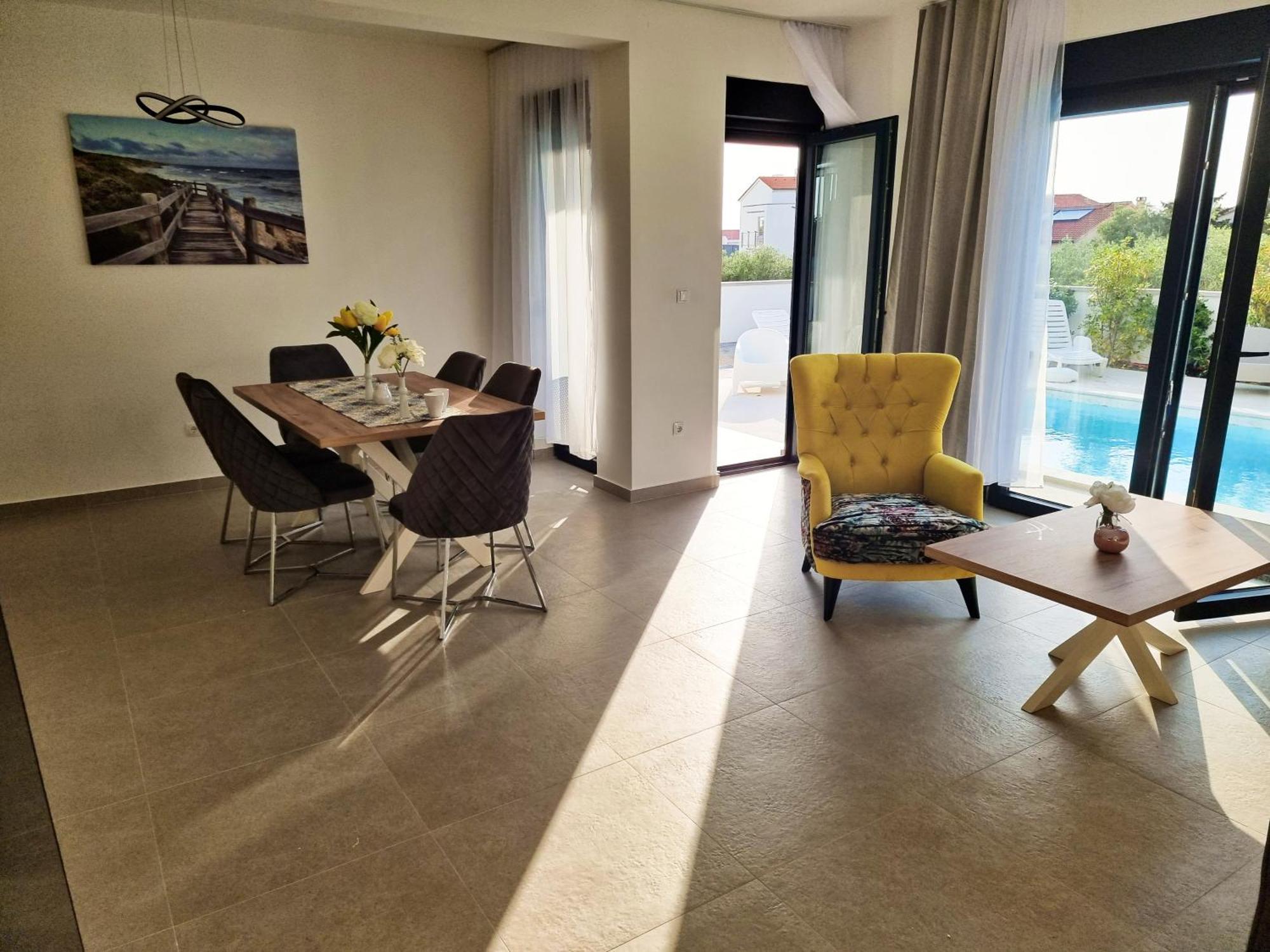 Villa Shark Deluxe Новаля Стая снимка