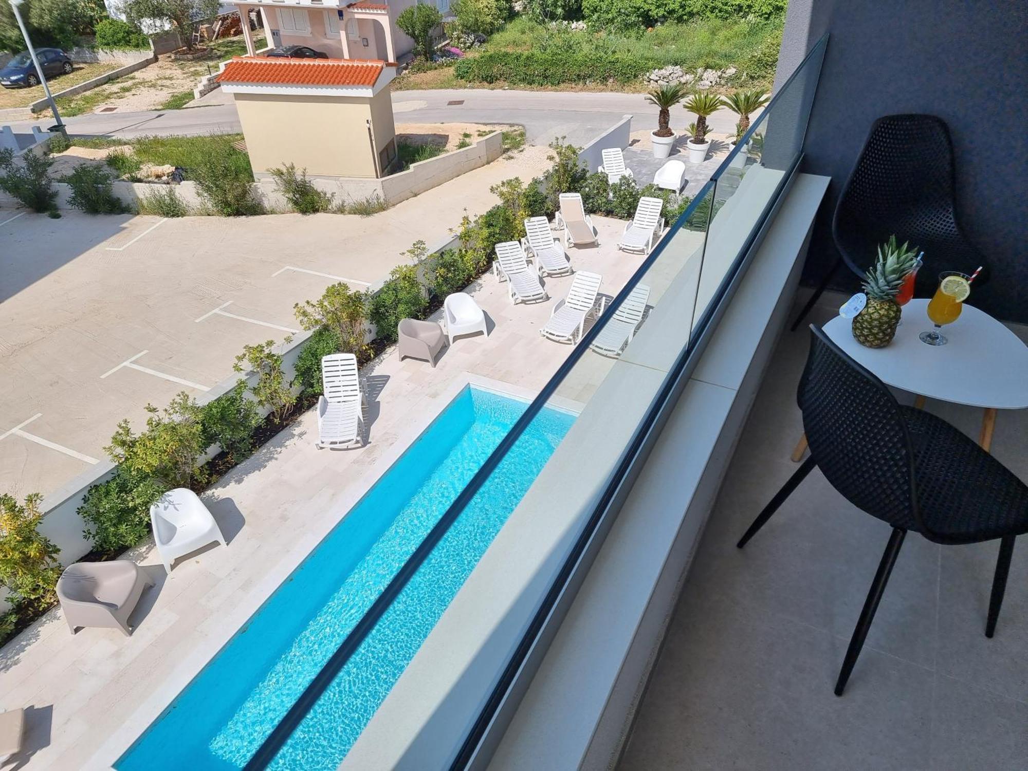 Villa Shark Deluxe Новаля Стая снимка