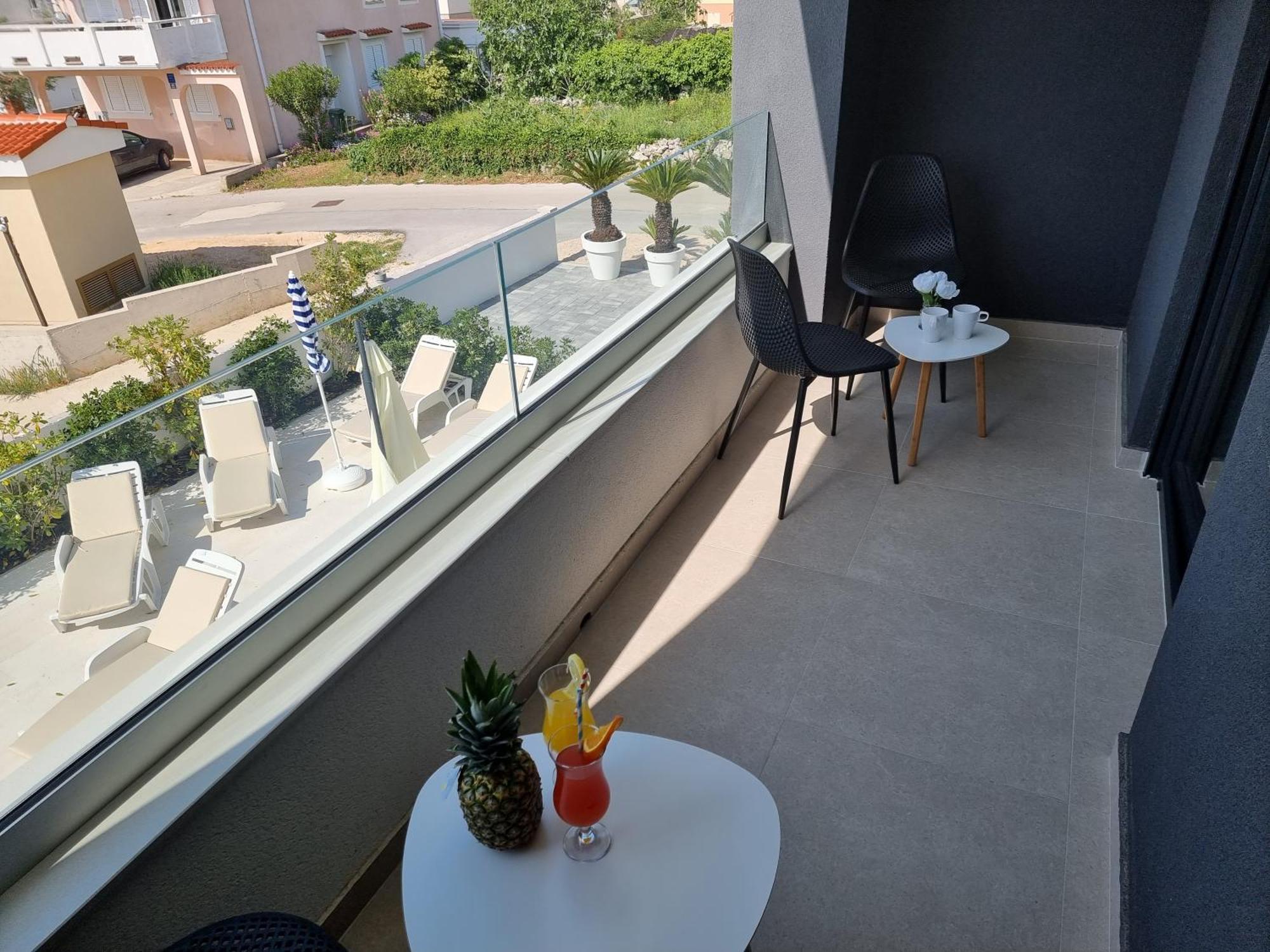 Villa Shark Deluxe Новаля Стая снимка
